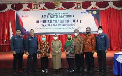 MENINGKATKAN KOMPETENSI GURU MELALUI KEGIATAN IHT (IN HOUSE TRAINING) SMK AUTO MATSUDA